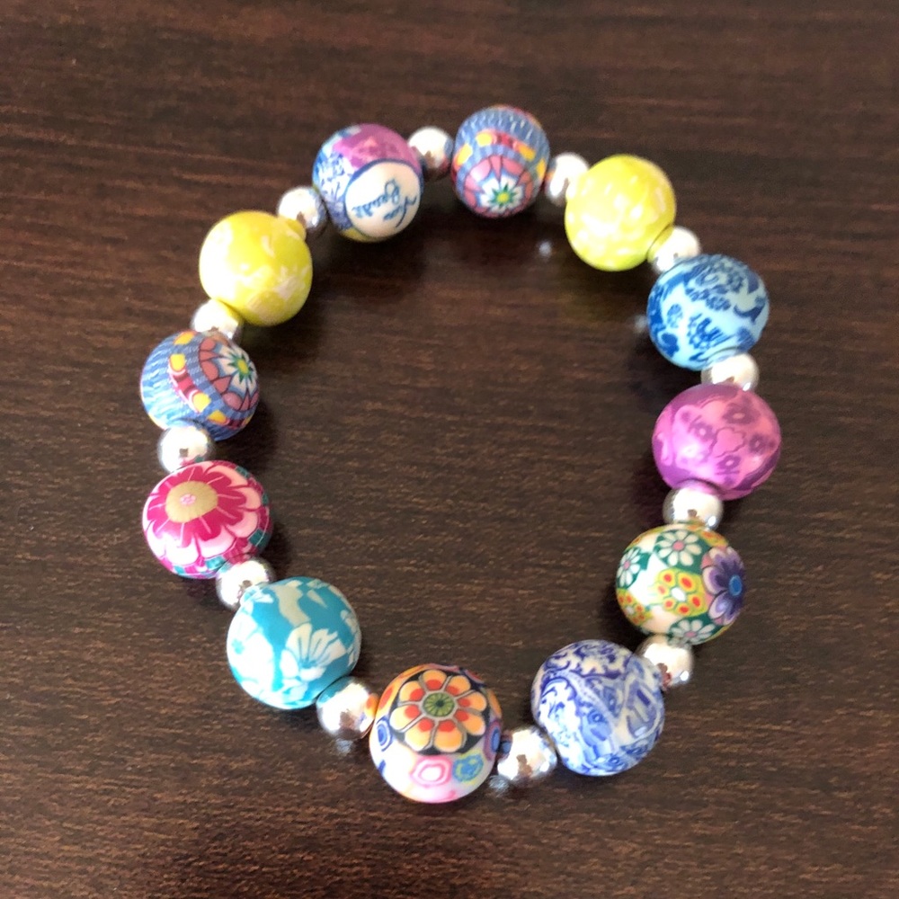 Multicolor stretchy beaded bracelet